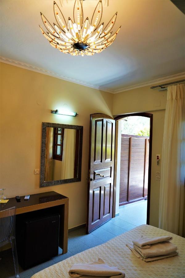 Villa Ilias Parga Exterior photo